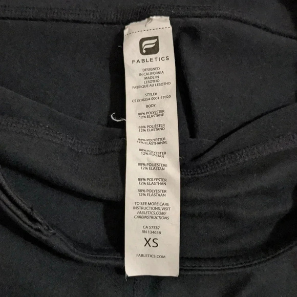 FABLETICS Define PowerHold Mid-Rise Capri, Color Black Size XS - Picture 14 of 14